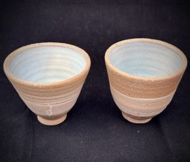 2 tea cups with red clay, white slip and Chun gaze C6 Oxidation
